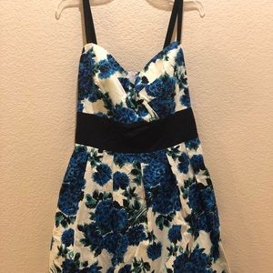 Torrid black and blue flowers on white dress
